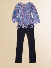 A brilliant, lightweight knit with frayed hem for a groovy look.ScoopneckLong sleevesPullover styleFrayed hem50% rayon/50% cottonHand washImported A brilliant, lightweight knit with frayed hem for a groovy look.ScoopneckLong sleevesPullover styleFrayed hem50% rayon/50% cottonHand washImported