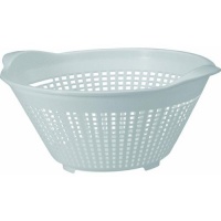 United Solutions 4-Quart Plastic Colander, White United Solutions 4-Quart Plastic Colander, White