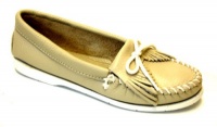 Women's Minnetonka Moccasins, Kilty Unbeaded