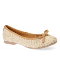 Charming as always. The Raquelle flats by Born feature organically crocheted fabric topped off with a bow at the toe and leather patch at back. Charming as always. The Raquelle flats by Born feature organically crocheted fabric topped off with a bow at the toe and leather patch at back.