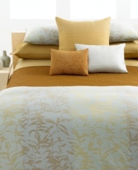 Set in a vibrant bronze combed cotton, this Pyrite Luster bedskirt from Calvin Klein Home offers a beautiful coordinate to the Pyrite Luster collection. Set in a vibrant bronze combed cotton, this Pyrite Luster bedskirt from Calvin Klein Home offers a beautiful coordinate to the Pyrite Luster collection.