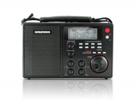 Grundig S450DLX Deluxe AM/FM Shortwave Radio, Black Grundig S450DLX Deluxe AM/FM Shortwave Radio, Black