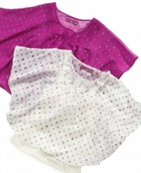 Heart printed for extra sweetness. This lightweight circle top from Epic Threads will keep your little princess perfectly dressed. Heart printed for extra sweetness. This lightweight circle top from Epic Threads will keep your little princess perfectly dressed.