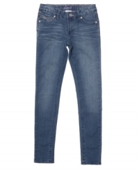 Hip. A fit that complements her shape without sacrificing comfort, these super skinny jeans from Levi's give her a great style to rock. Hip. A fit that complements her shape without sacrificing comfort, these super skinny jeans from Levi's give her a great style to rock.
