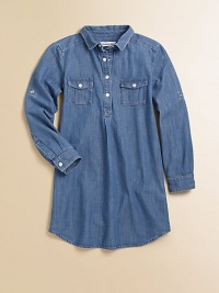 A go-with-anything wardrobe essential, the denim chambray shirt dress is classic and cool with signature embroidery in a snap-front design.Shirt collarLong sleeves with roll-tab snap cuffsSnap-frontFront snap-flap pocketsBack yokeShirttail hemCottonMachine washImported Please note: Number of snaps may vary depending on size ordered. 