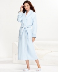 Transport yourself to the spa with this waffle terry robe by Charter Club. Transport yourself to the spa with this waffle terry robe by Charter Club.