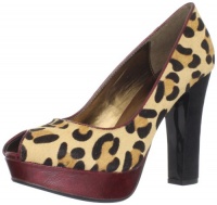 Fergie Women's Maiden Quatro Pump Fergie Women's Maiden Quatro Pump
