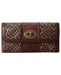 An everyday delight, this diamond-embossed leather lovely from Fossil offers exquisite organization. Featuring a plethora of pockets and signature detailing, it delivers a decidedly vintage vibe to your accessories arsenal. An everyday delight, this diamond-embossed leather lovely from Fossil offers exquisite organization. Featuring a plethora of pockets and signature detailing, it delivers a decidedly vintage vibe to your accessories arsenal.