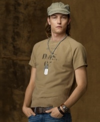 Redefining your favorite essentials, this lightweight sweatshirt in French terry fleece takes casual style up a notch with cut-off sleeves and a faded military-inspired print, giving it an air of effortless cool. Redefining your favorite essentials, this lightweight sweatshirt in French terry fleece takes casual style up a notch with cut-off sleeves and a faded military-inspired print, giving it an air of effortless cool.