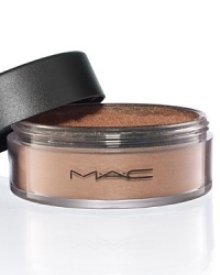 Iridescent Powder is a finely milled mixture of Mica and pigments which gives the skin a beautiful sheen. It can be used on its own or mixed into other products like foundations or moisturizers to enhance their iridescent qualities. Long-lasting and designed to apply easily and uniformly without streaking and caking, it blends beautifully and can be applied on bare skin or over foundation. Because it's so concentrated it should be used sparingly at first. Apply Iridescent Powder with #129 Powder/Blush Brush for the desired effect. Iridescent Powder is a finely milled mixture of Mica and pigments which gives the skin a beautiful sheen. It can be used on its own or mixed into other products like foundations or moisturizers to enhance their iridescent qualities. Long-lasting and designed to apply easily and uniformly without streaking and caking, it blends beautifully and can be applied on bare skin or over foundation. Because it's so concentrated it should be used sparingly at first. Apply Iridescent Powder with #129 Powder/Blush Brush for the desired effect.