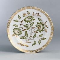 Royal Crown Derby has produced only the finest English bone china for over 250 years. Derby Panel Green is adorned with intricate green and gold floral designs that feel fresh, rich, and timeless.