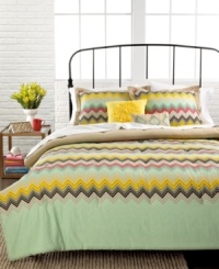 Color pop! Give your space a fresh perspective with the modern zigzag design and bright hues of this Shalla duvet cover set. Reverse to solid. Color pop! Give your space a fresh perspective with the modern zigzag design and bright hues of this Shalla duvet cover set. Reverse to solid.