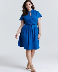 Boasting a vibrant shade of blue, this Tahari Woman Plus dress proves that color is key this season. Keep it ladylike with delicate sandals and a sprinkling of gold accents. Boasting a vibrant shade of blue, this Tahari Woman Plus dress proves that color is key this season. Keep it ladylike with delicate sandals and a sprinkling of gold accents.