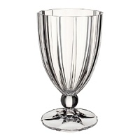 My Garden Stemware is a fluted-designed everyday glass that is beautiful to the eye and wonderful to touch. Generously proportioned, this glassware is sure to be a great way to accent your favorite dinnerware collection.