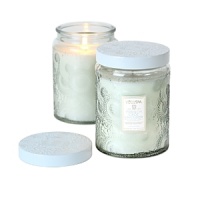 Voluspa's exquisite French Cade & Lavender collection blends rich Bulgarian lavender with lemon verbena for an exceptional fragrance that scents your home with modern elegance.