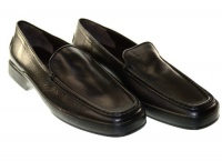 TOD'S Women`s Pellame Black Leather Loafers Sz 38 1/2 7HR201 TOD'S Women`s Pellame Black Leather Loafers Sz 38 1/2 7HR201