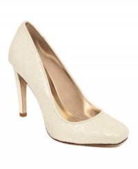 The Suri glitter pumps by ABS by Allen Schwartz are a great way to put a some subtle sparkle into your day. The Suri glitter pumps by ABS by Allen Schwartz are a great way to put a some subtle sparkle into your day.
