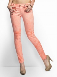 GUESS Brittney Ankle Skinny Colored Jeans, SUN DYED CORAL WASH (30)