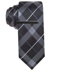 Update your classic look with a dashing plaid tie from Alfani RED. Update your classic look with a dashing plaid tie from Alfani RED.