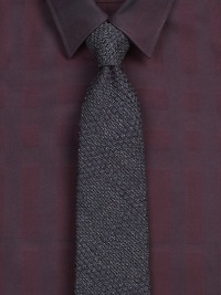 Dress wardrobe essential impeccably woven in luxurious cashmere and silk.About 3 wideSilkDry cleanMade in Italy