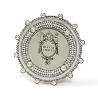 This beautifully detailed frame combines white enameling, faux pearls and clear pavé Swarovski crystals. This beautifully detailed frame combines white enameling, faux pearls and clear pavé Swarovski crystals.