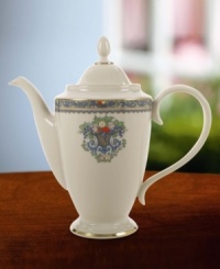 For nearly 150 years, Lenox has been renowned throughout the world as a premier designer and manufacturer of fine china. The formal Autumn pattern expresses the joy of gracious living and entertaining, in an exquisitely simple design on heirloom-quality ivory bone china banded in gold. For nearly 150 years, Lenox has been renowned throughout the world as a premier designer and manufacturer of fine china. The formal Autumn pattern expresses the joy of gracious living and entertaining, in an exquisitely simple design on heirloom-quality ivory bone china banded in gold.