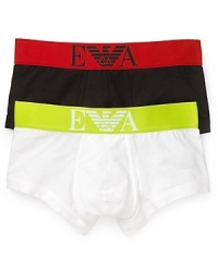 A bold logo waistband trims the subtly stylish cotton boxer brief from Emporio Armani. A bold logo waistband trims the subtly stylish cotton boxer brief from Emporio Armani.