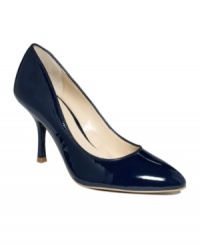 Start the season with a brand new pair of can't-live-without shoes. The Harlem pumps by Jones New York are an essential classic. Start the season with a brand new pair of can't-live-without shoes. The Harlem pumps by Jones New York are an essential classic.