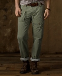 Outfit for navigating the great outdoors and the urban landscape alike, this rugged cotton twill pant comes equipped with plenty of utility pockets to draw out your adventurous side. Outfit for navigating the great outdoors and the urban landscape alike, this rugged cotton twill pant comes equipped with plenty of utility pockets to draw out your adventurous side.