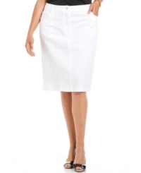 Add elegance to your casual ensembles with Jones New York Signature's plus size pencil skirt. Add elegance to your casual ensembles with Jones New York Signature's plus size pencil skirt.