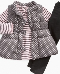 Think of it as one great outfit. Or as a mini-wardrobe of separates. Vest, top, and ponte pants from Nannette. Think of it as one great outfit. Or as a mini-wardrobe of separates. Vest, top, and ponte pants from Nannette.
