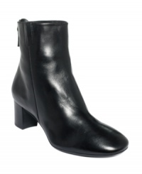 Upgrade your look with the sleek sophistication of Ecco's Nioki plain booties. They feature elastic goring on both sides and a leather sock lining for comfort. Upgrade your look with the sleek sophistication of Ecco's Nioki plain booties. They feature elastic goring on both sides and a leather sock lining for comfort.