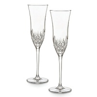 Waterford Lismore Essence Boxed Pair Flutes. Lismore Essence is fine without the formal, it's everyday elegance perfect for casual entertaining. The collection has the same brilliant crystal and dazzling cuts as its namesake. Waterford Lismore Essence Boxed Pair Flutes. Lismore Essence is fine without the formal, it's everyday elegance perfect for casual entertaining. The collection has the same brilliant crystal and dazzling cuts as its namesake.