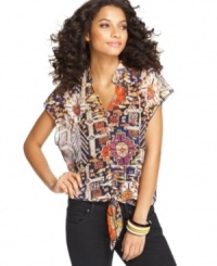 Tie it on! Cha Cha Vente's shirt lets an appealing hint of skin peek through the exotically-printed chiffon! Tie it on! Cha Cha Vente's shirt lets an appealing hint of skin peek through the exotically-printed chiffon!