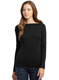 THE LOOKRibbed designRolled boatneckLong sleevesRoll hemBack crisscross strapsTHE FITAbout 23 from shoulder to hemTHE MATERIALCottonCARE & ORIGINMachine washImportedModel shown is 5'9½ (176cm) wearing US size Small. THE LOOKRibbed designRolled boatneckLong sleevesRoll hemBack crisscross strapsTHE FITAbout 23 from shoulder to hemTHE MATERIALCottonCARE & ORIGINMachine washImportedModel shown is 5'9½ (176cm) wearing US size Small.