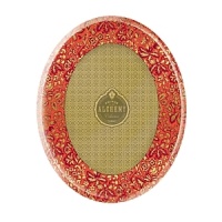 Beveled glass features a cheerful pattern of flowers on this attractive oval frame, embellished with a fabric back, perfect for displaying a treasured memory or fine family portrait. Beveled glass features a cheerful pattern of flowers on this attractive oval frame, embellished with a fabric back, perfect for displaying a treasured memory or fine family portrait.
