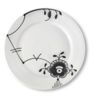 Royal Copenhagen Black Mega Lunch/dessert Plate Royal Copenhagen Black Mega Lunch/dessert Plate