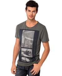 Work on your street style game with Buffalo David Bitton's graphic t-shirts, constructed from the finest modal-cotton blend. Work on your street style game with Buffalo David Bitton's graphic t-shirts, constructed from the finest modal-cotton blend.