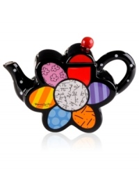 As fresh as it gets, this mini Flower teapot blooms with the vivid colors and bold patterns of Brazilian pop artist Romero Britto. As fresh as it gets, this mini Flower teapot blooms with the vivid colors and bold patterns of Brazilian pop artist Romero Britto.