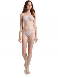 THE LOOKAdjustable shoulder straps with scallop trimTwo layers of molded stretch cotton form the cupsFloral lace trimU-backElastic hemAdjustable back hook-and-eye closureMesh lining for cool comfortTHE MATERIALCotton/Lycra spandexFully linedCARE & ORIGINHand washImported THE LOOKAdjustable shoulder straps with scallop trimTwo layers of molded stretch cotton form the cupsFloral lace trimU-backElastic hemAdjustable back hook-and-eye closureMesh lining for cool comfortTHE MATERIALCotton/Lycra spandexFully linedCARE & ORIGINHand washImported