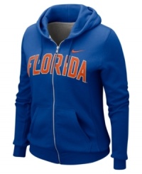 Spread the spirit and cheer on your favorite team with this NCAA Florida Gators hoodie from Nike. Spread the spirit and cheer on your favorite team with this NCAA Florida Gators hoodie from Nike.