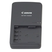 Canon CB-2LW Battery Charger for NB-2L and NB2LH Batteries Canon CB-2LW Battery Charger for NB-2L and NB2LH Batteries