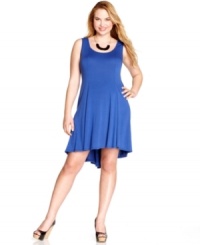 Add some swing to your day - or night - with Love Squared's flattering plus size dress. Perfect for showing off a statement necklace! Add some swing to your day - or night - with Love Squared's flattering plus size dress. Perfect for showing off a statement necklace!