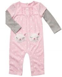 Keep her pretty in polka dots with this sweet coverall from Carter's. Keep her pretty in polka dots with this sweet coverall from Carter's.
