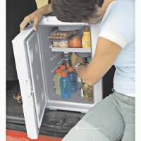 Coleman 40-Quart PowerChill Hot/Cold Thermoelectric Cooler Coleman 40-Quart PowerChill Hot/Cold Thermoelectric Cooler