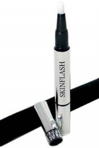 Christian Dior Skinflash Radiance Booster Pen No.1 Roseglow Makeup for Women, 0.05 Ounce Christian Dior Skinflash Radiance Booster Pen No.1 Roseglow Makeup for Women, 0.05 Ounce