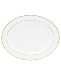 Serve special meals on this simply beautiful gold-rimmed platter and make dining at home feel like a four-star affair. Serve special meals on this simply beautiful gold-rimmed platter and make dining at home feel like a four-star affair.