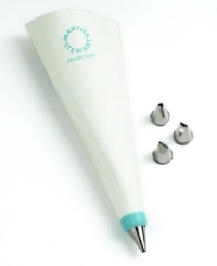 You've baked a batch of delicious pastries, now make them memorable! This decorating kit includes 6 stainless steel tips to help you add that finishing touch to cakes, cookies and other homemade goods. Limited lifetime warranty. You've baked a batch of delicious pastries, now make them memorable! This decorating kit includes 6 stainless steel tips to help you add that finishing touch to cakes, cookies and other homemade goods. Limited lifetime warranty.