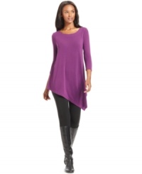 Grace Elements' latest top is extra striking with an exaggerated asymmetrical hem. Grace Elements' latest top is extra striking with an exaggerated asymmetrical hem.