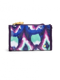 THE LOOKVibrant ikat printed fabric with plastic overlayRectangular silhouetteTop zip closure with bamboo pullSignature goldtone S studInside logo printTHE MEASUREMENT7½W X 4½H X 1¼DTHE MATERIALFabric and plasticFully linedORIGINImported THE LOOKVibrant ikat printed fabric with plastic overlayRectangular silhouetteTop zip closure with bamboo pullSignature goldtone S studInside logo printTHE MEASUREMENT7½W X 4½H X 1¼DTHE MATERIALFabric and plasticFully linedORIGINImported